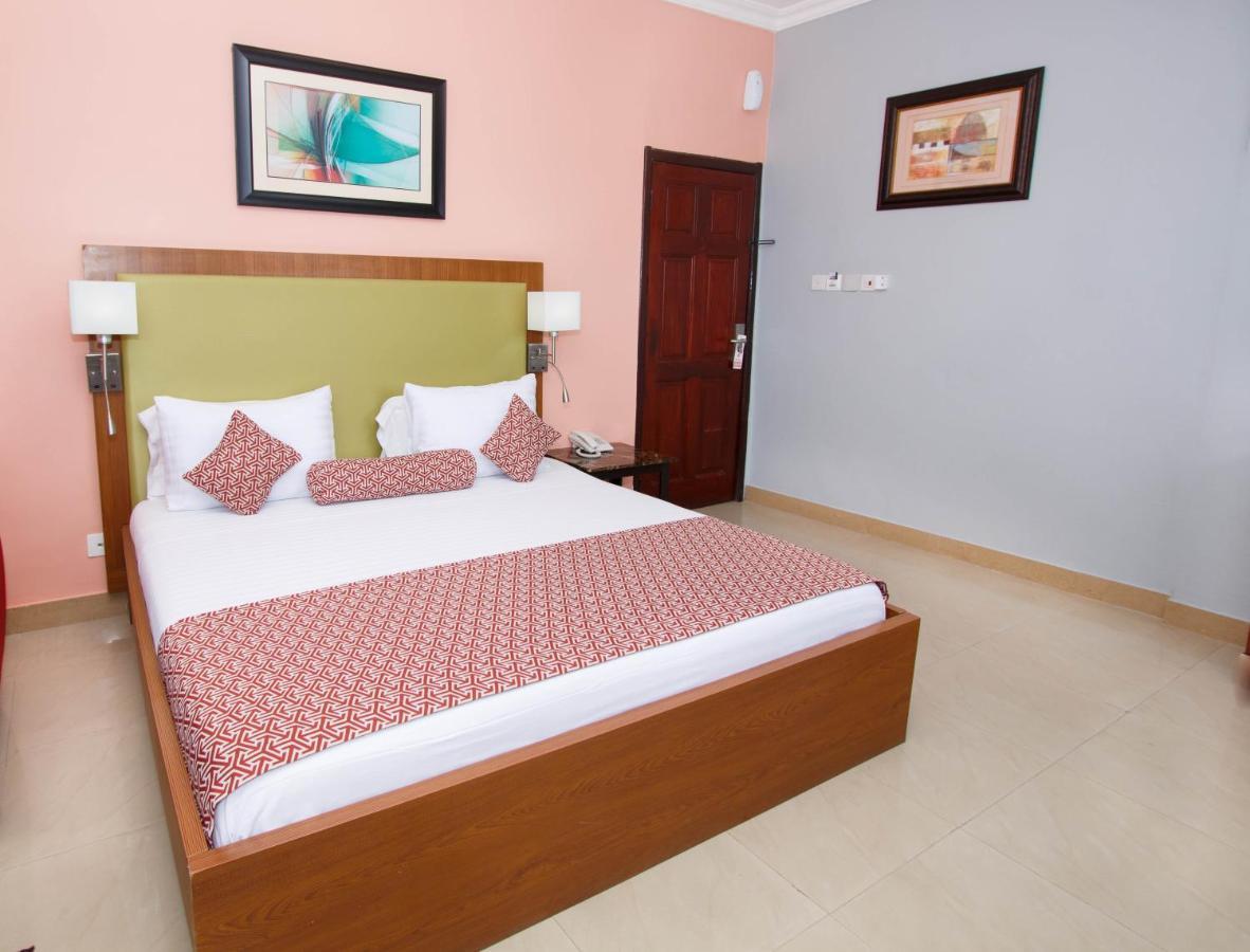 Prestige Suites Accra Exterior photo